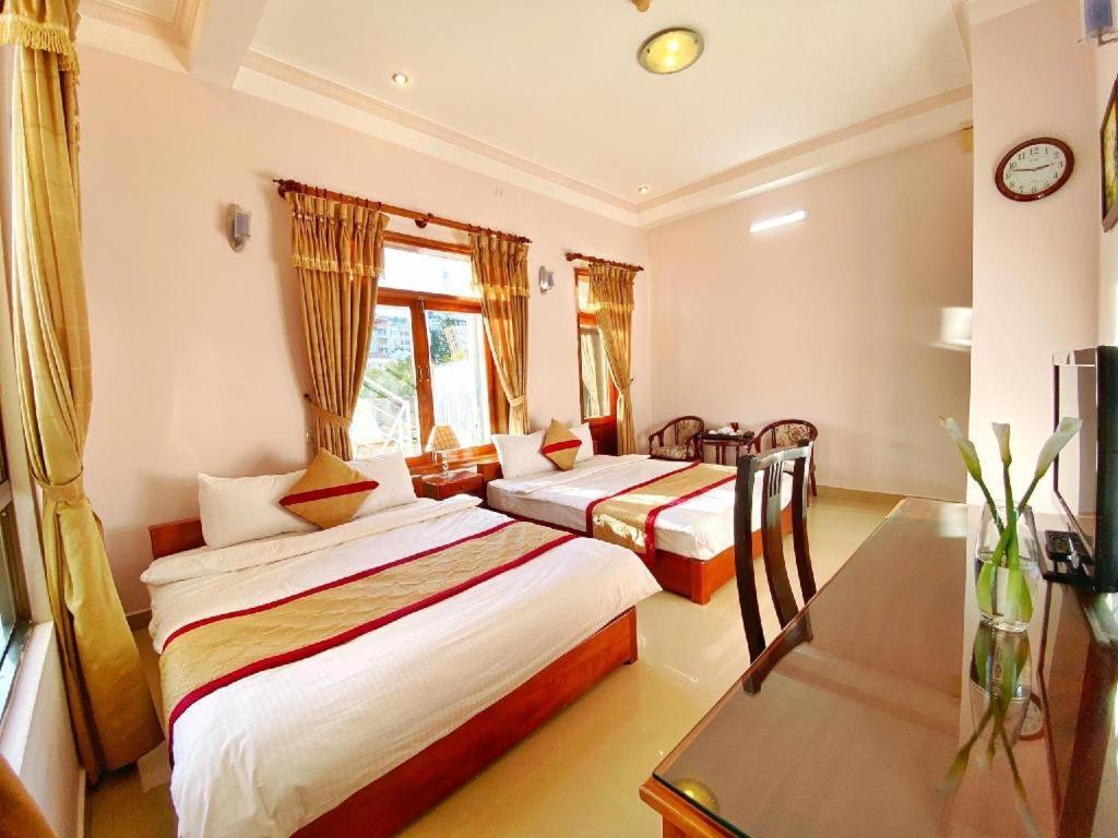 Gold Night Hotel Dalat Exteriér fotografie